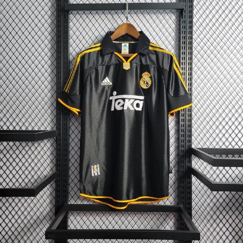 Retro 1999-01 Real Madrid Away