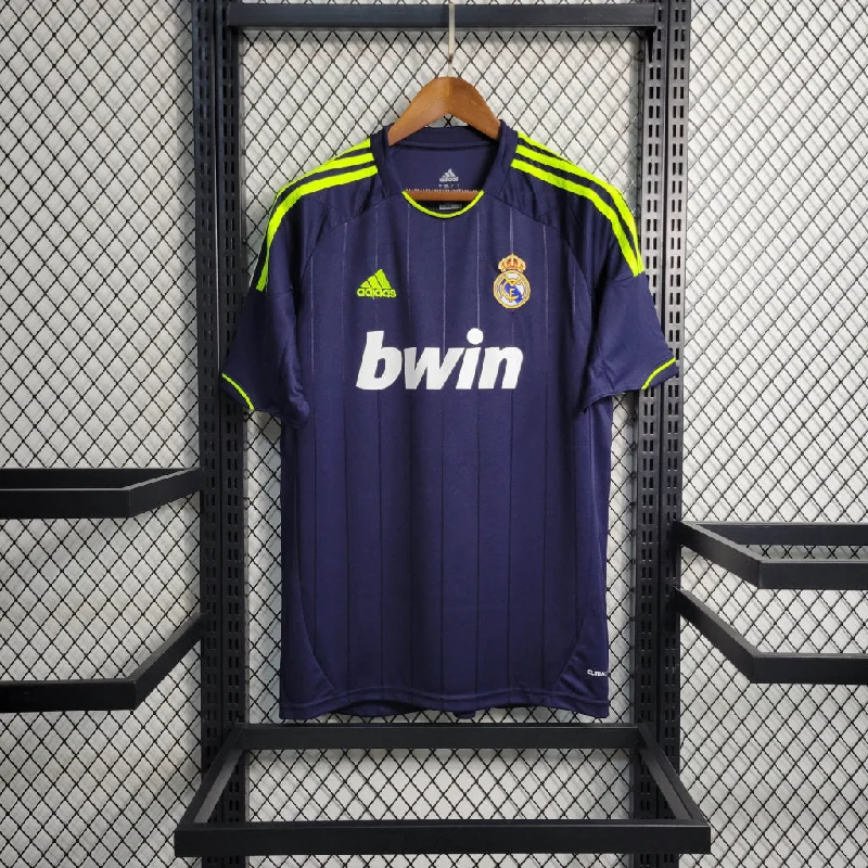 Retro 2012-13 Real Madrid Away