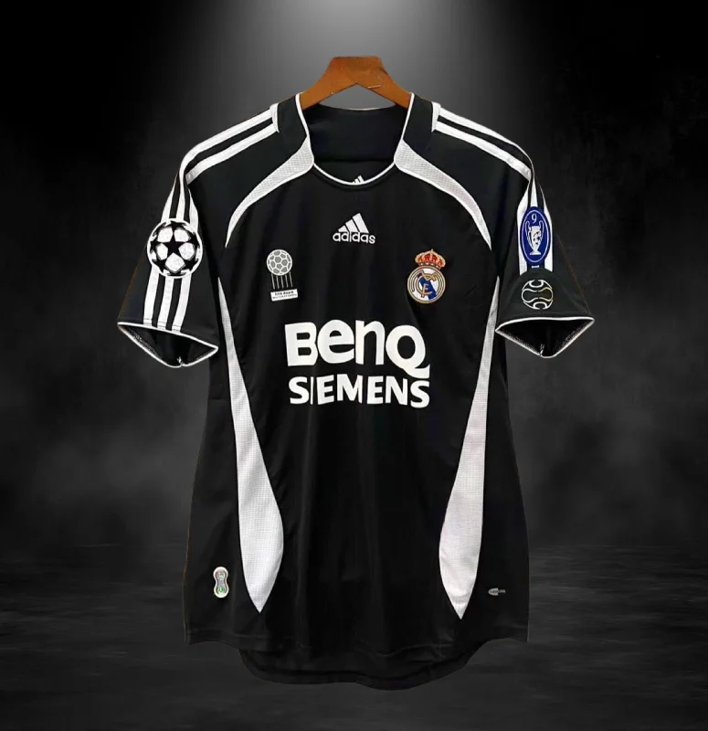 Real Madrid Retro Away Shirt 06/07