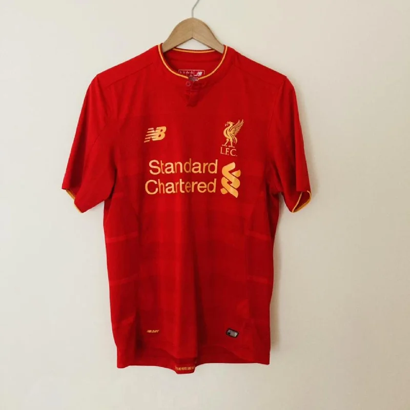 Liverpool 2016/2017 Red Home Football Shirt (S)