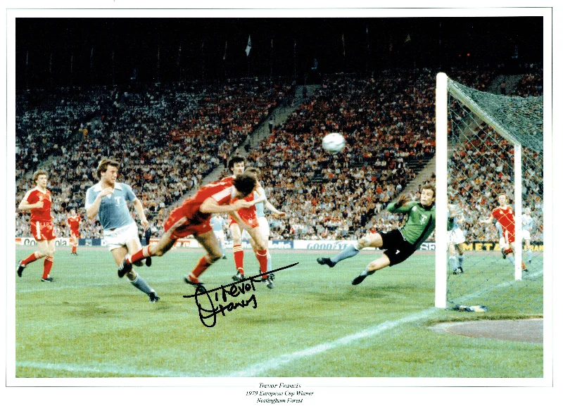 Trevor Francis - Nottinghamp Forest F.C. - European Cup Final - 16 x 12 Autographed Picture